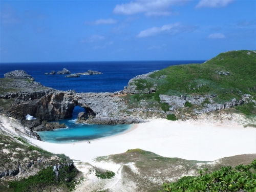 まだ見ぬ日本の景色を求めて...一生に一度は訪れたい！東京から1000キロ南に浮かぶ絶景の孤島『小笠原諸島』父島6日間