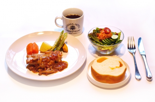 トロッコ列車『わっしー号』でゆく✿優雅な金谷ホテルベーカリーランチ♪