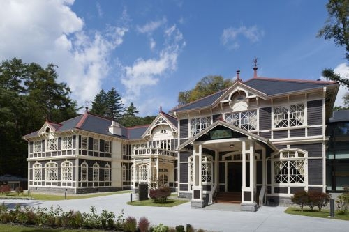 約５年半の大規模改修を経て復元！ 国重要文化財『旧三笠ホテル』 軽井沢プリンスホテルでブッフェ