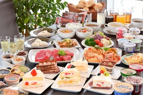 平日限定!!シャトレーゼホテルランチブッフェ＆ 郷土食『おやき』の発信拠点『OYAKI　FARM』工場見学