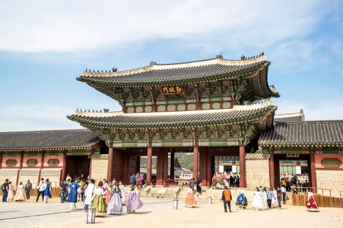 初めてでも安心!日本語ガイド付き 王道スポット巡りと絶品グルメ探訪「韓国」3日間の旅!!